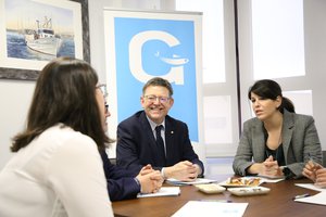 El Presidente de la “Generalitat Valenciana”, Ximo Puig, destaca la capacidad de innovación  e internacionalización de Gil Comes